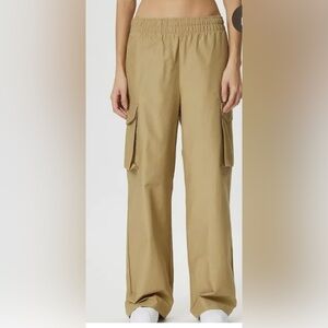 NIKE wide leg cargo pants